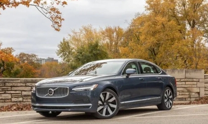 Clip Volvo giới thiệu S90 Recharge 2024